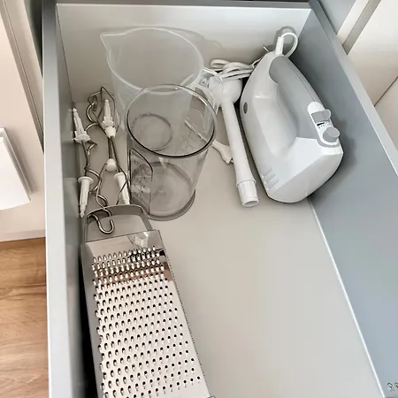 Moderne - 2 Sz - Wohnkueche - Ruhig Und Zentral