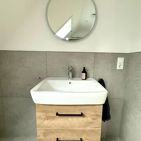 Moderne - 2 Sz - Wohnkueche - Ruhig Und Zentral *